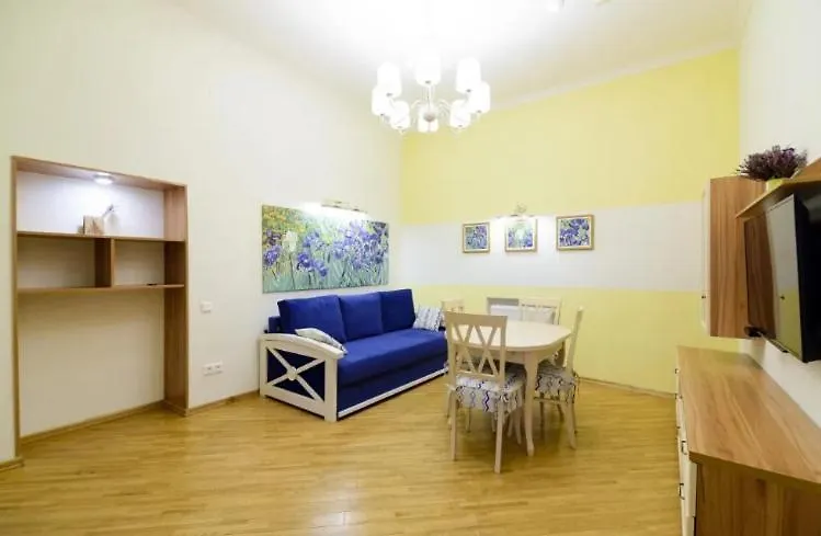Сучасні Апартаменти На Площі Ринок З Балконом Lviv 0*,  Ukraine