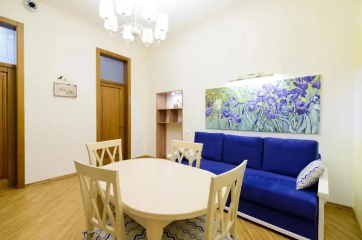 Сучасні Апартаменти На Площі Ринок З Балконом location